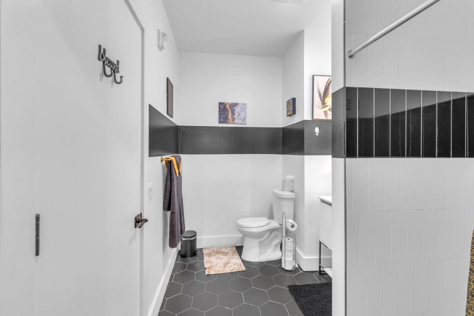 Royal Oasis Indoor Pool, Free Parking, Near Nyc Apartamento Elizabeth Exterior foto