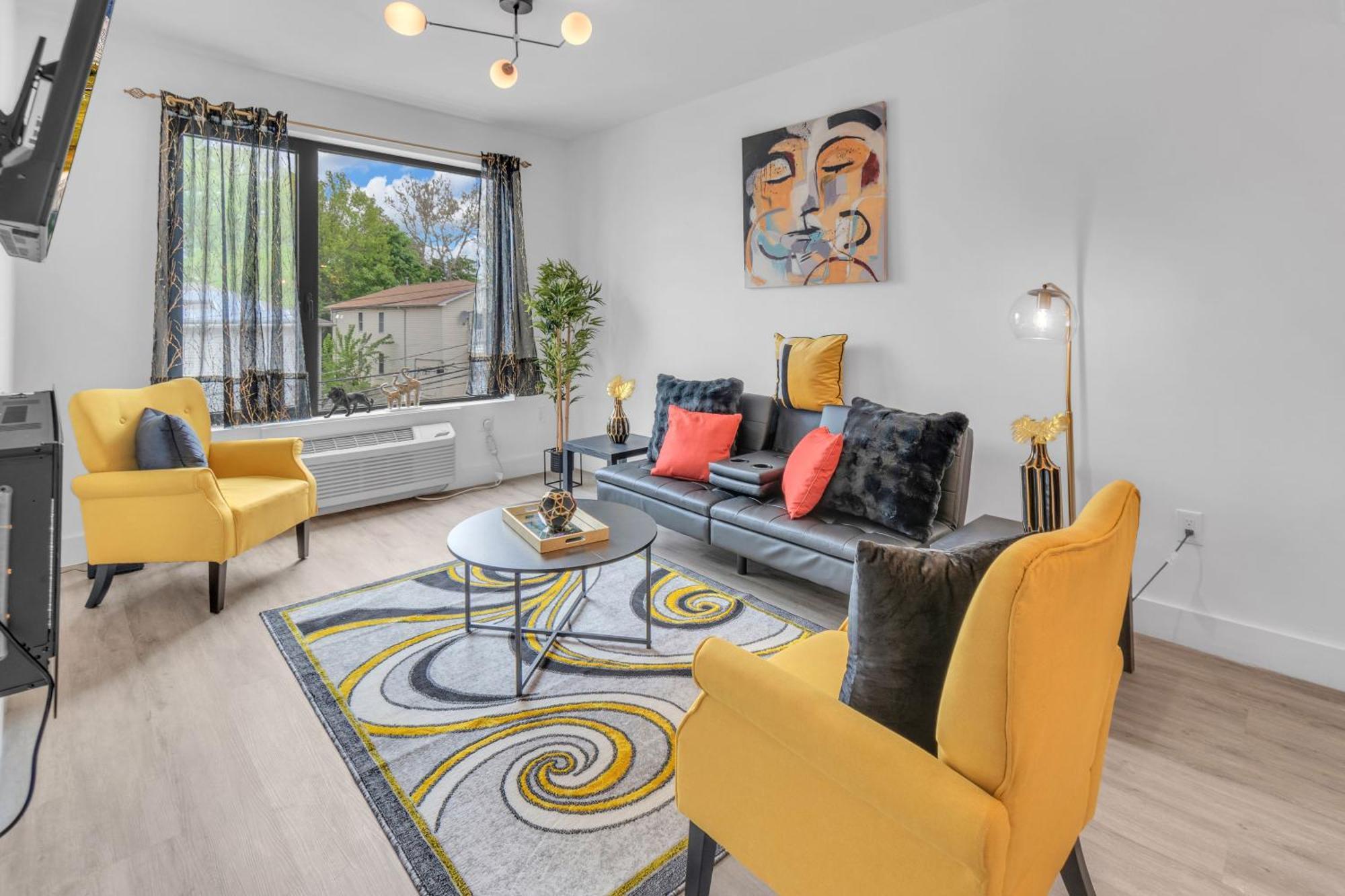 Royal Oasis Indoor Pool, Free Parking, Near Nyc Apartamento Elizabeth Exterior foto